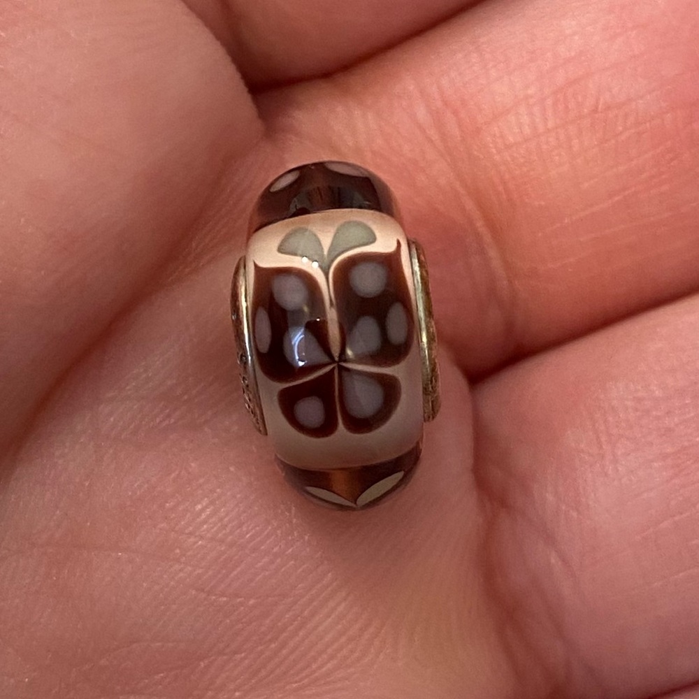 Pandora Pink Butterfly Kisses Glass Charm!